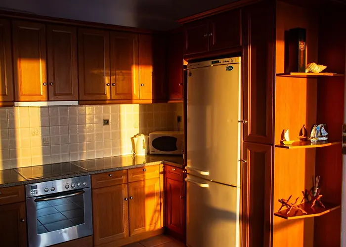 Sunset Breeze And * 图罗斯