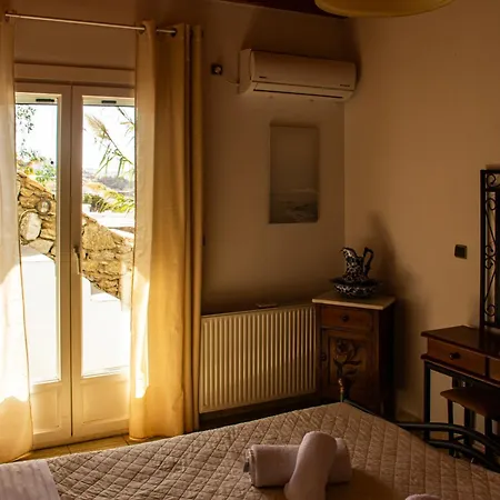 Sunset Breeze Villa&apartments * Tourlos